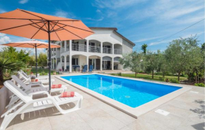 Beautiful Apartment In Nova Vas With Wi-Fi